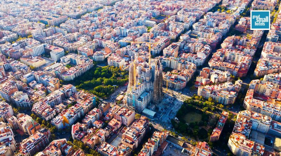 best places to stay in barcelona with family