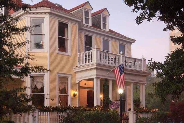 Azalea Inn & Villas, A Boutique Hotel In Georgia