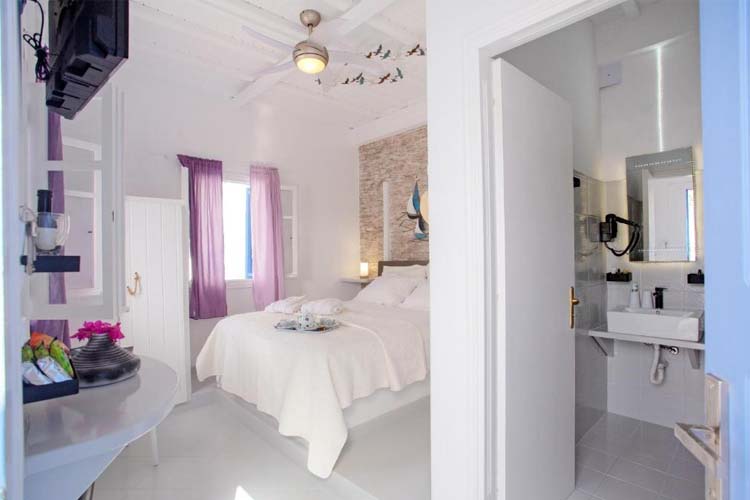 Apsenti Hotel - Couples Only, a boutique hotel in Mykonos