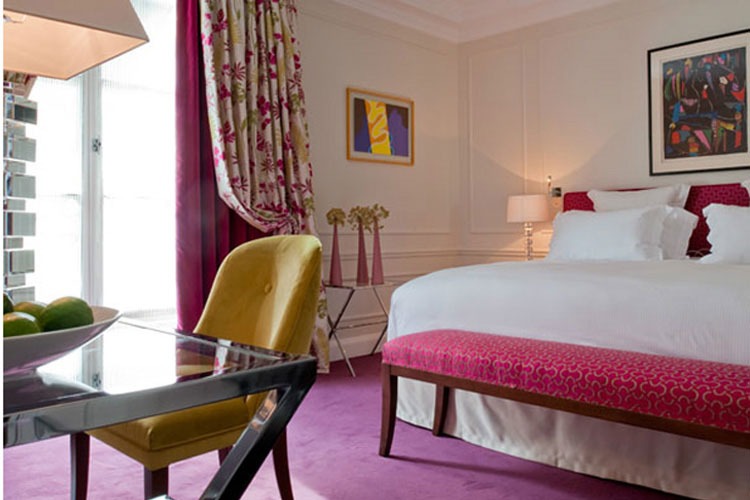 Le Burgundy Paris I Classic Room