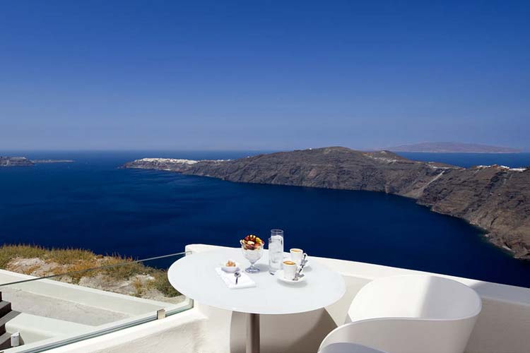 Avaton Resort and Spa, a boutique hotel in Santorini