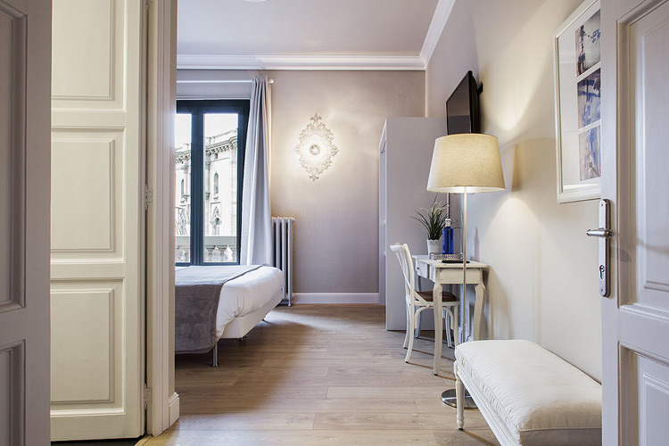 BacHome Gallery B&B, A Boutique Hotel In Barcelona