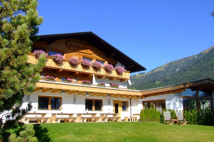 Hotel Princess Bergfrieden, a boutique hotel in Tyrol